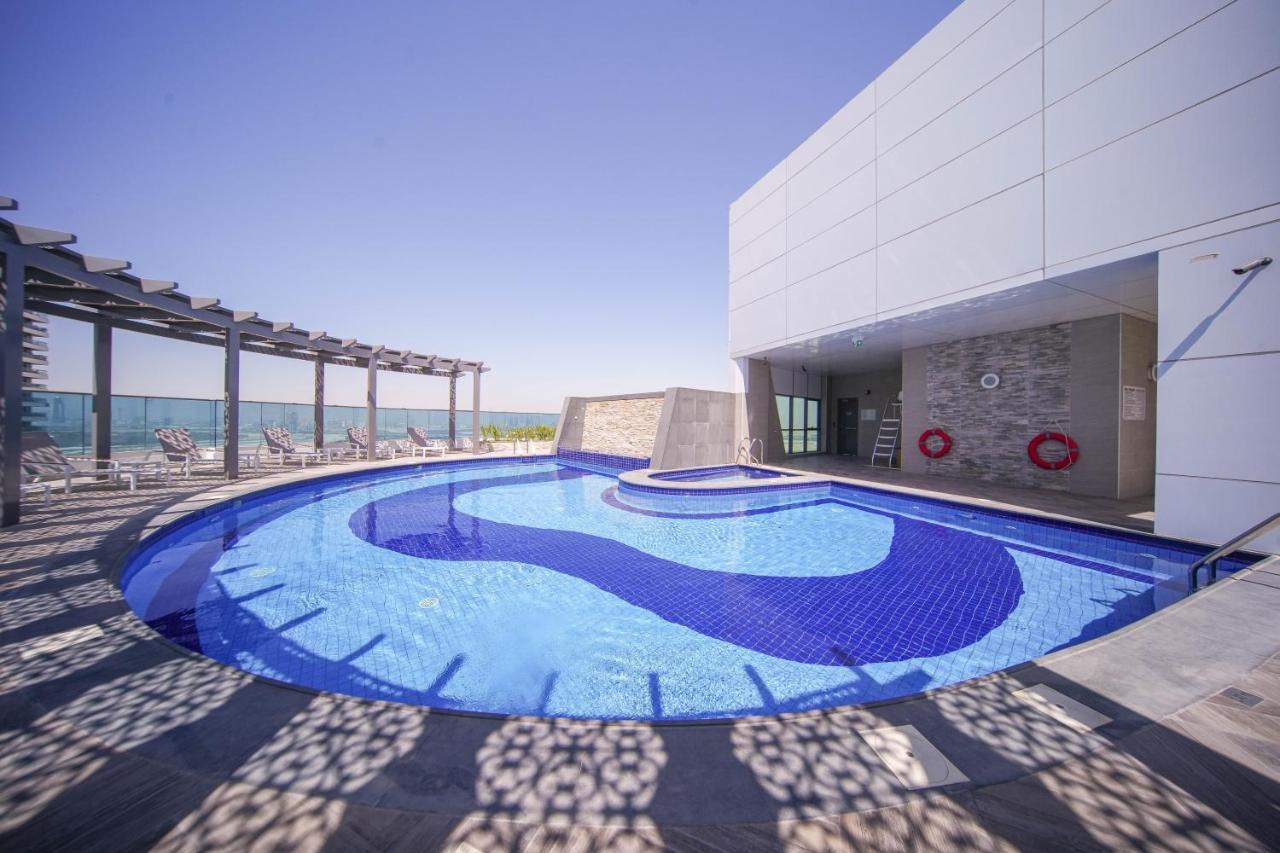 Elegant 2Br View With Rooftop Pool The Bay 迪拜 外观 照片