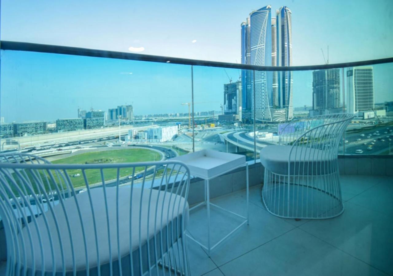 Elegant 2Br View With Rooftop Pool The Bay 迪拜 外观 照片